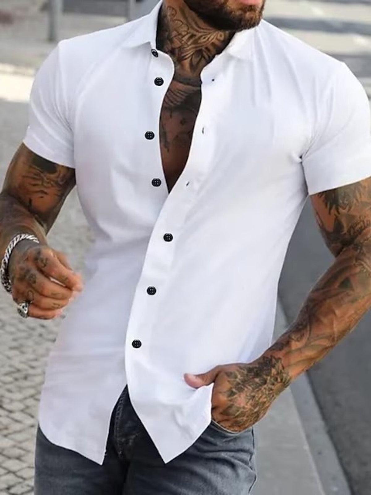 Men's Full Size Slim Fit Short Sleeve Button-Down Shirt Plus Size