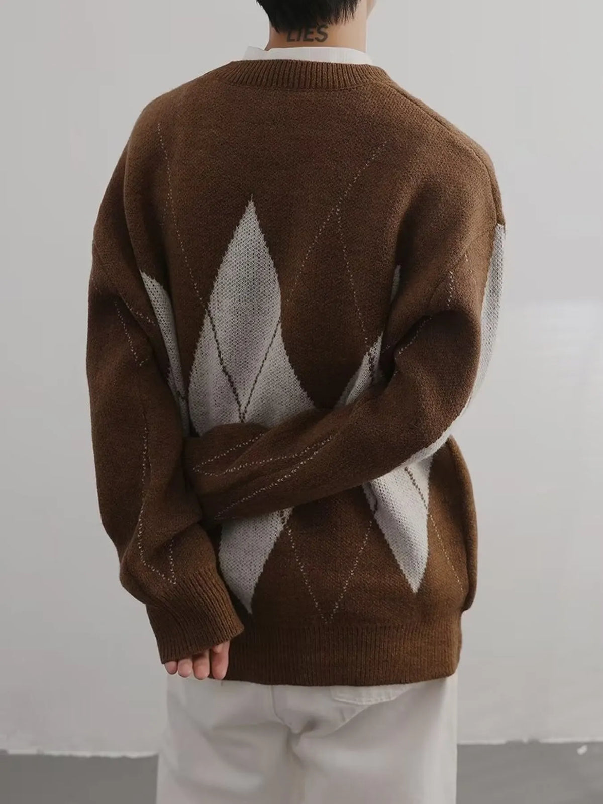 Men's Argyle Pattern Oversized Sweater