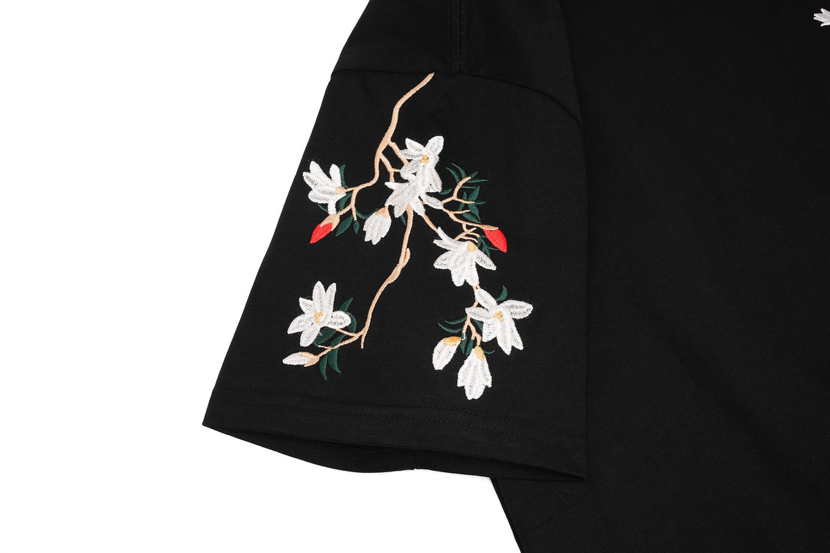 Reaper unit worldwide ET513 Flower and Birds Embroidered Tee