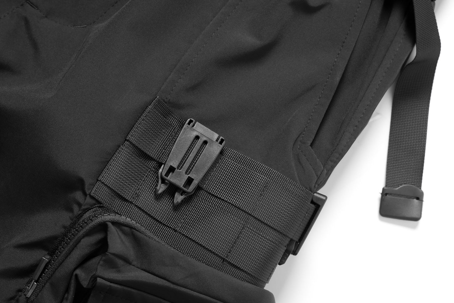 Reaper unit worldwide IBS509 Paratrooper Cargo Shorts