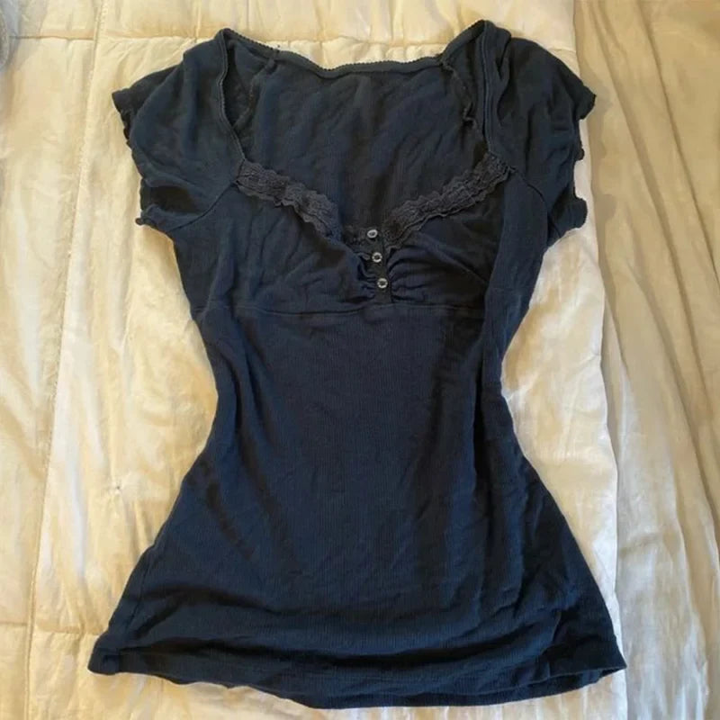 Vintage Slim Lace T-shirt Solid Color Casual Pattern Commuter High Street Fashion Y2K Cropped Top Trash Punk hop Women's T-shirt