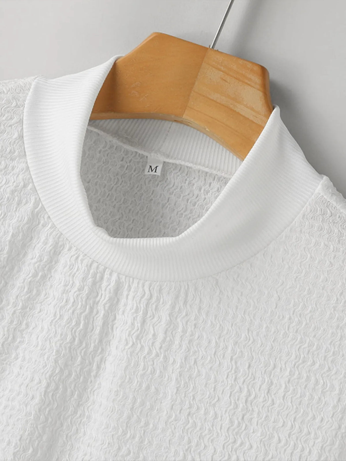 Men's Round Neck Long Sleeve T-Shirt